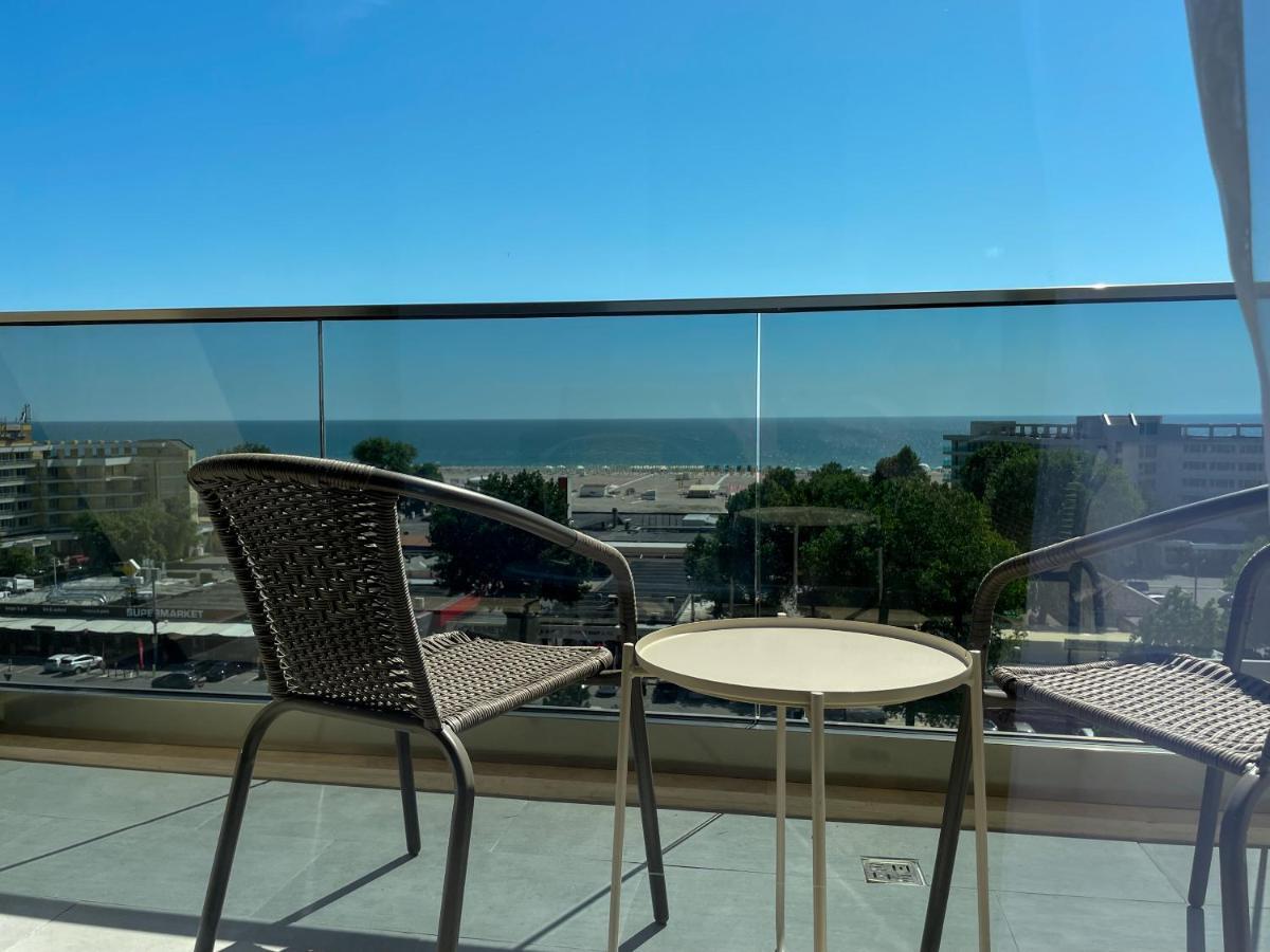 Azure Sea Apartments - Bychoice Mamaia Exteriér fotografie