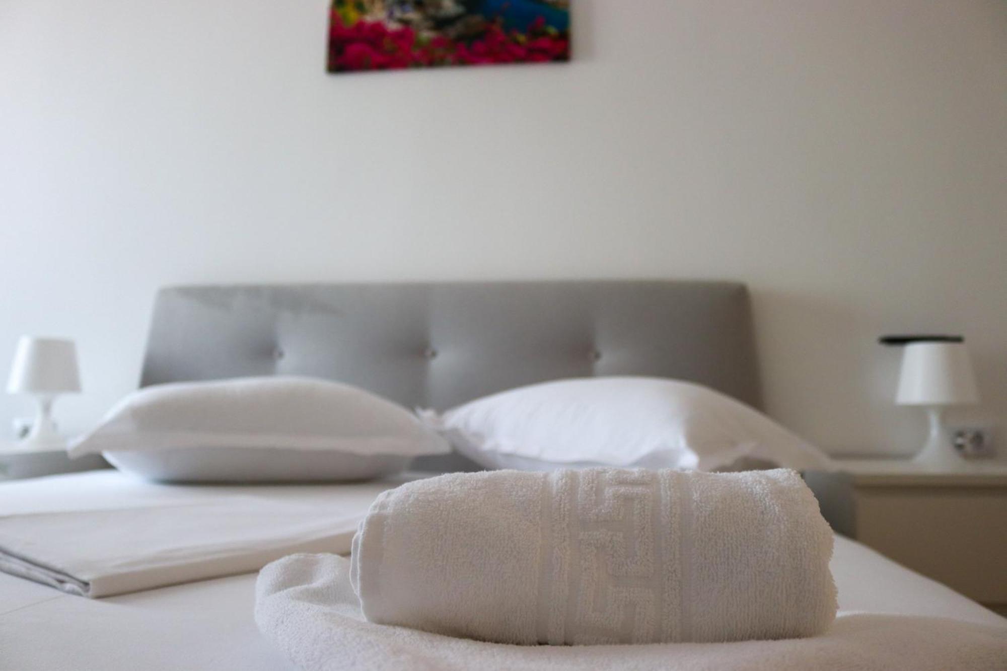 Azure Sea Apartments - Bychoice Mamaia Exteriér fotografie
